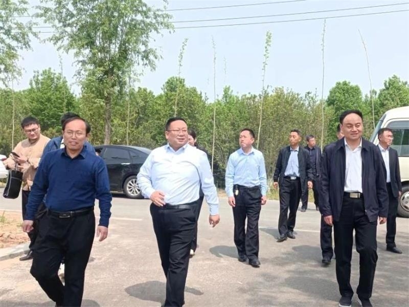 汶上縣政協(xié)調(diào)研組到金秋農(nóng)牧公司調(diào)研“科技創(chuàng)新賦能鄉(xiāng)村建設(shè)”工作